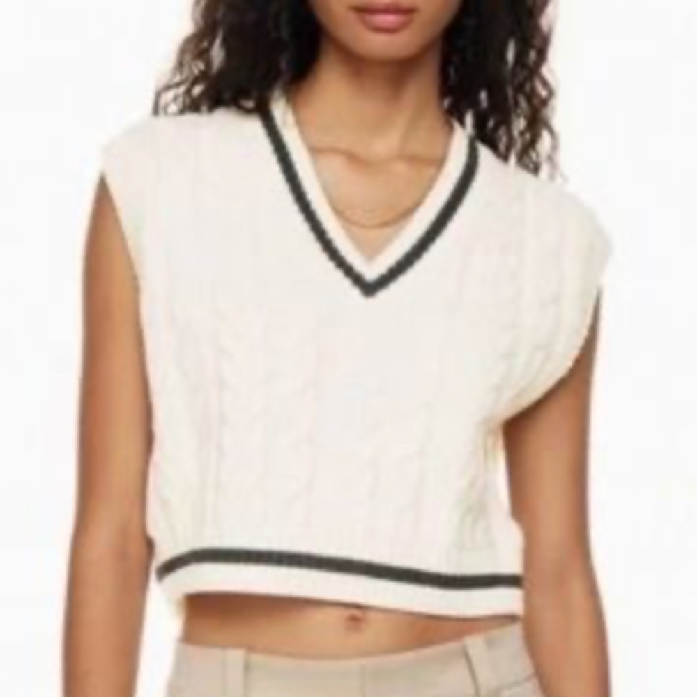 Aritzia Sunday Best Cropped Winston Sweater Vest